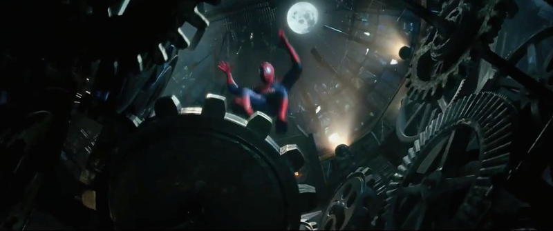 Illustration for article titled Screencaps Reveal All the Secrets in the Amazing Spider-Man 2 Trailer!